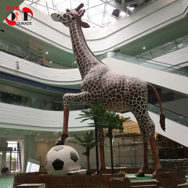 深圳惠州玻璃鋼雕塑廠家室內戶外大型雕塑動物鹿梅花鹿雕像